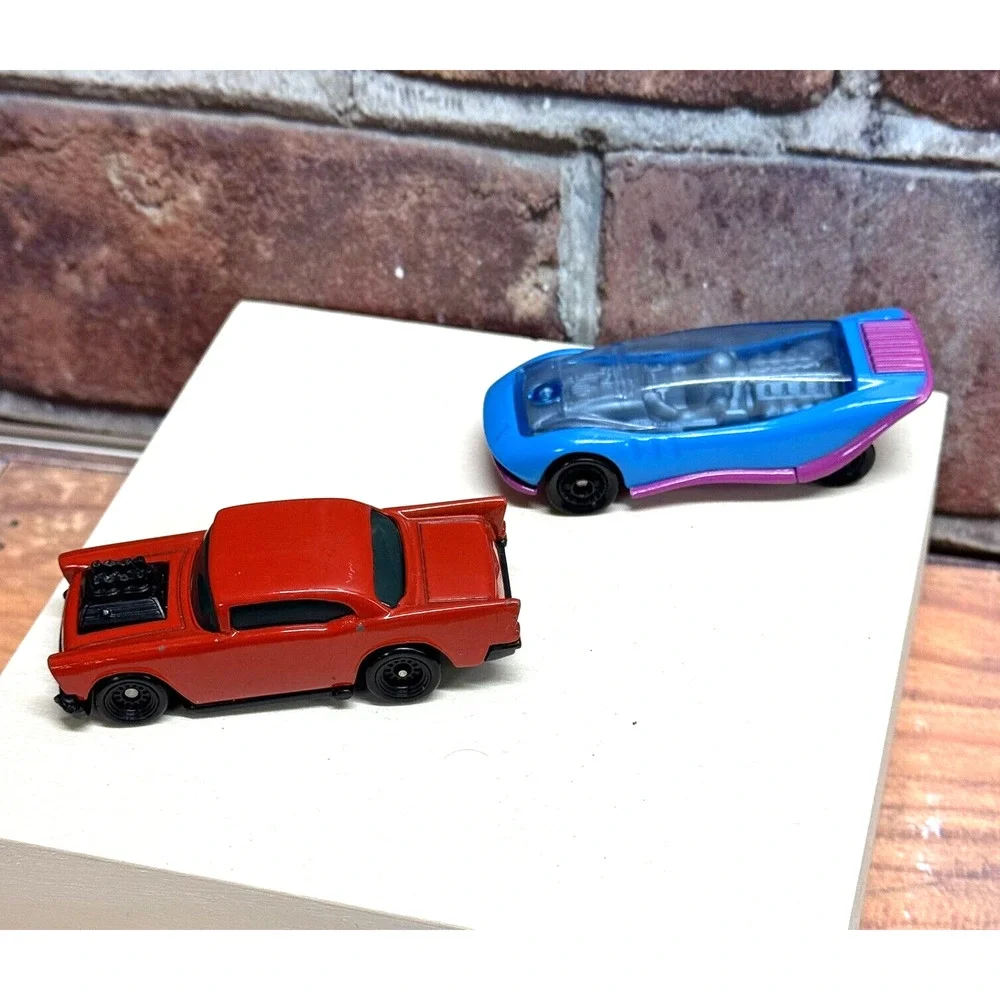 Lot of 2 Vintage Hot Wheels '57 Chevy Red Black 1993 & Blue Radar Racer 1995‎